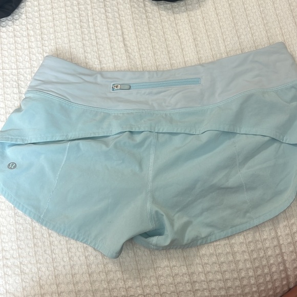 Lululemon shorts light blue - Picture 2 of 3